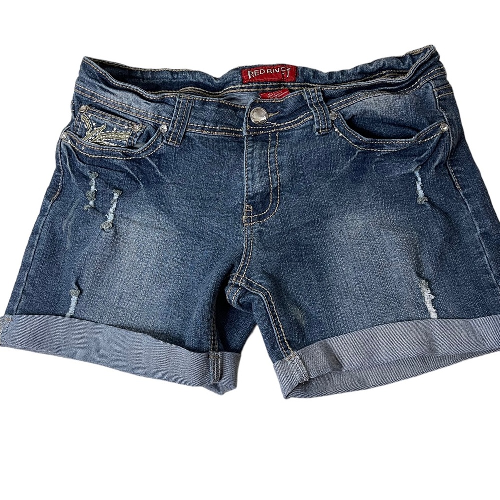 Red‎ Rivet jean shorts size 13. box’s